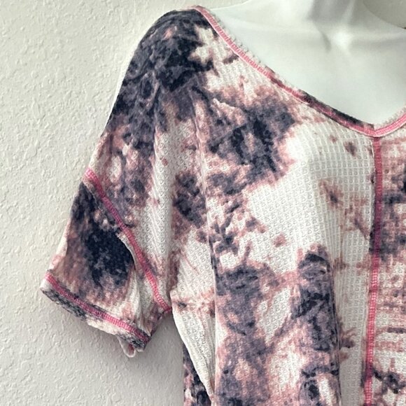VANILLA BAY TIE DYE WAFFLE WEAVE TOP - Picture 8 of 10